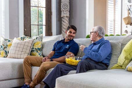 How Live-In Care Supports Post-Hospital Recovery