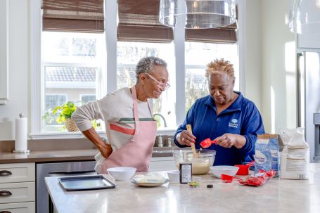 What Makes Live-In Care Different from Hourly Home Care?