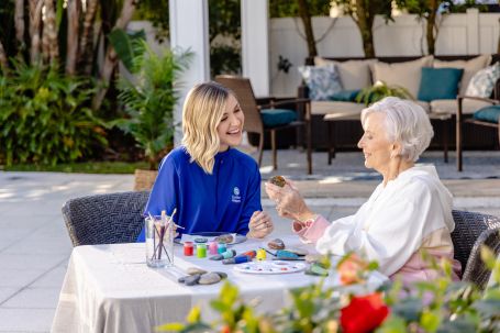 The Emotional Benefits of Companion Care: Moving Beyond Physical Tasks to True Friendship