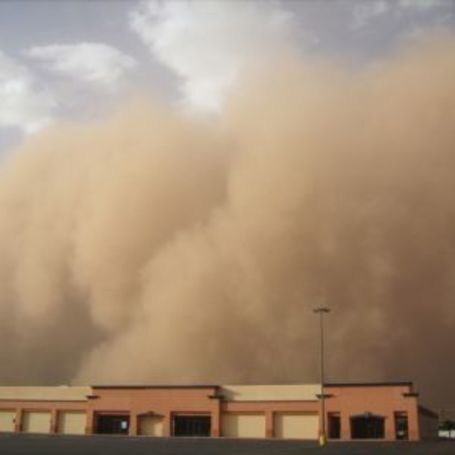 Air Quality and Senior Health in Phoenix: Managing Dust Storm Season