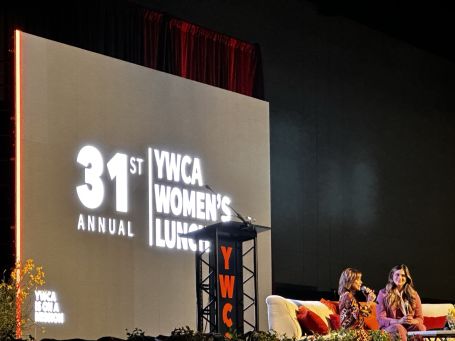 YWCA 31st Women Lunch - Paula Abdul 