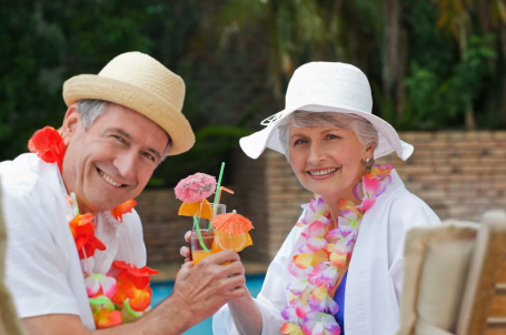 Seniors Staying Hydrated Near White Bear Lake MN