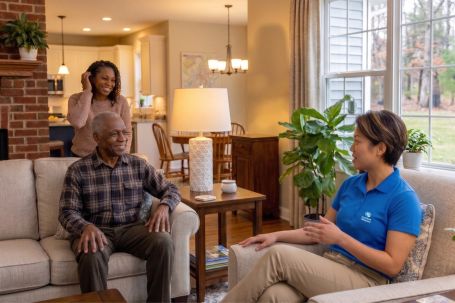 Comfort Keepers caregiver giving a family caregiver a break in Gloucester County