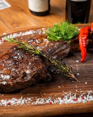 Tomahawk, înainte de tranșare · Transylvania Steakhouse