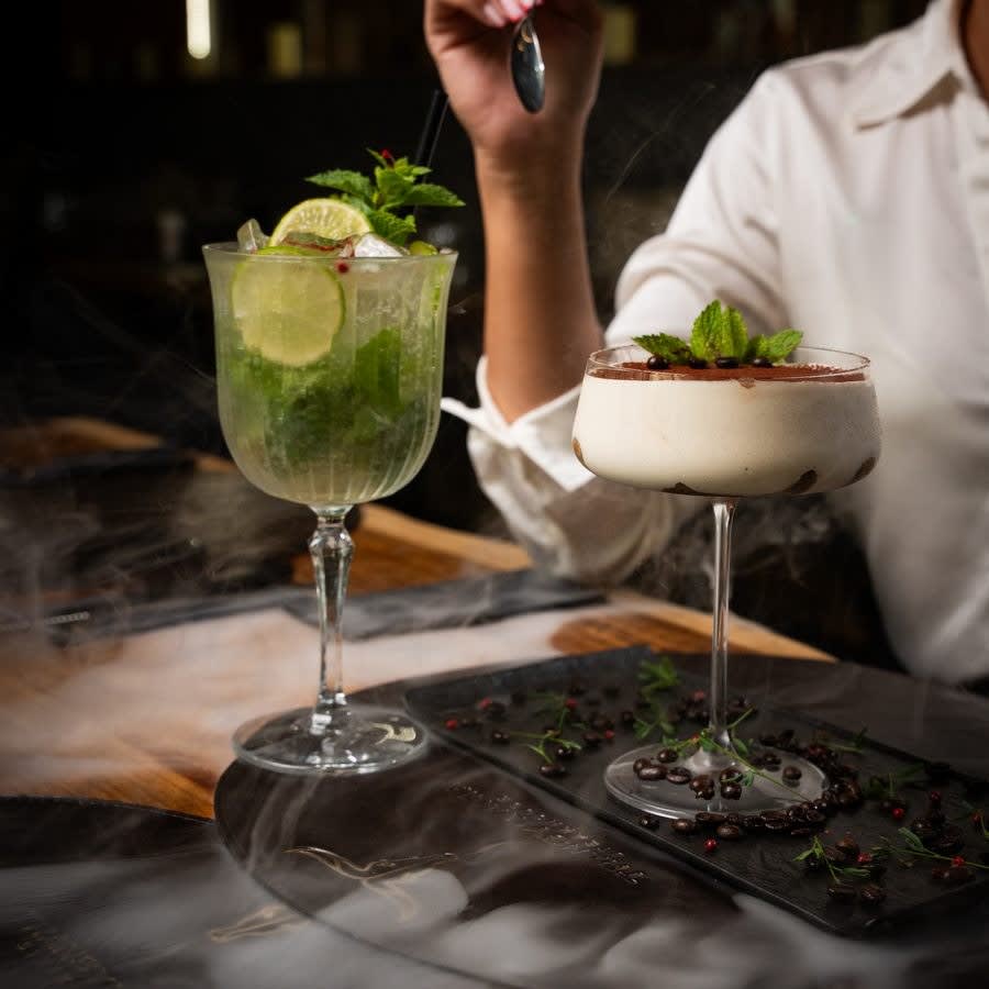 La bar · Transylvania Steakhouse