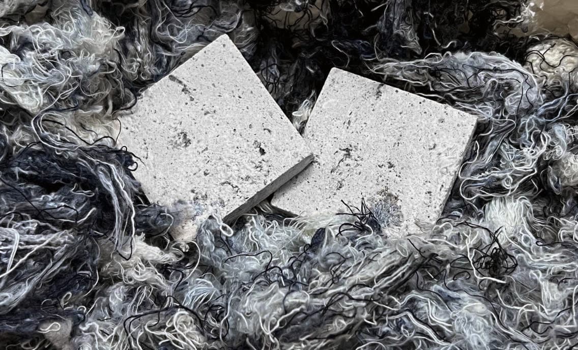 Revestimento Cerâmico Sustentável / Divg.vmsp