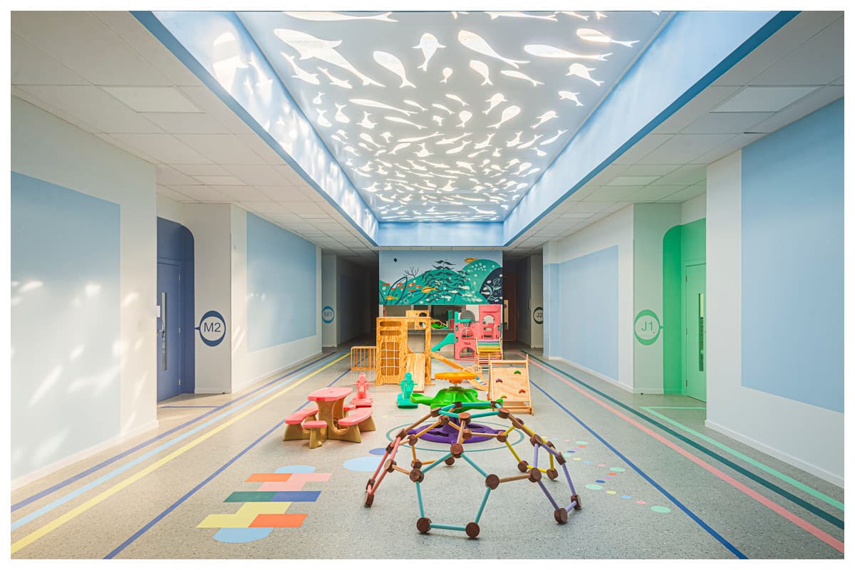 Arquitetura educacional orientada pela escuta e pela infância