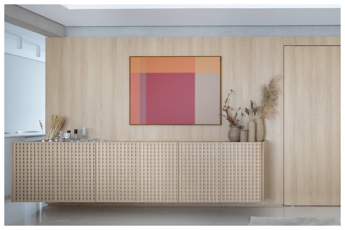 Renovação de apartamento com integração e leveza pelo DC55 Renovação de apartamento com integração e leveza pelo DC55