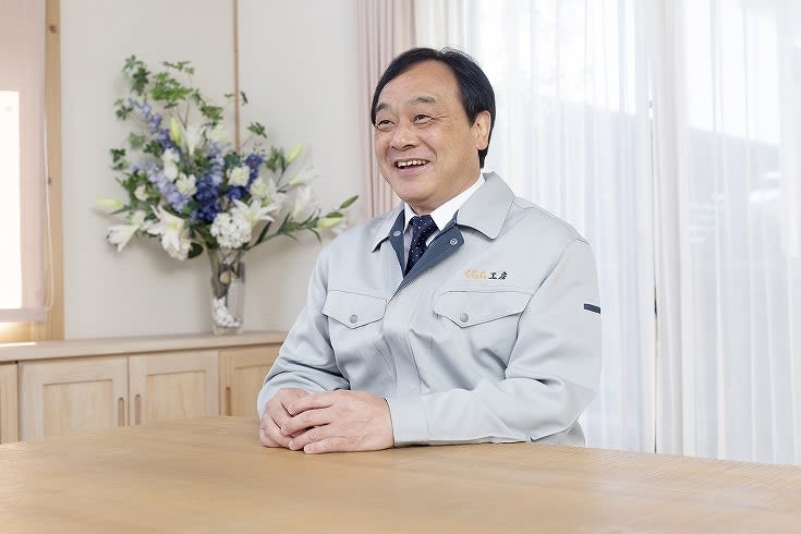 営業部 新幡 茂
