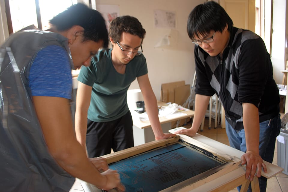 Students silkscreening