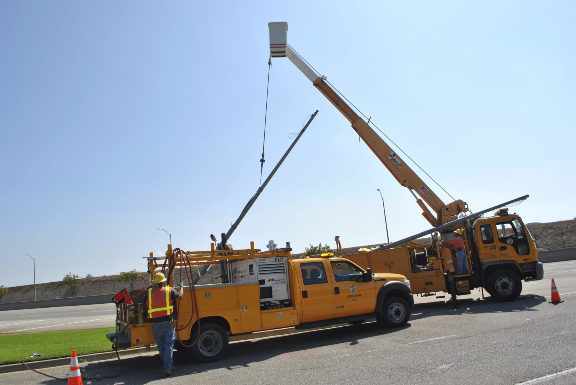 Crane trucks