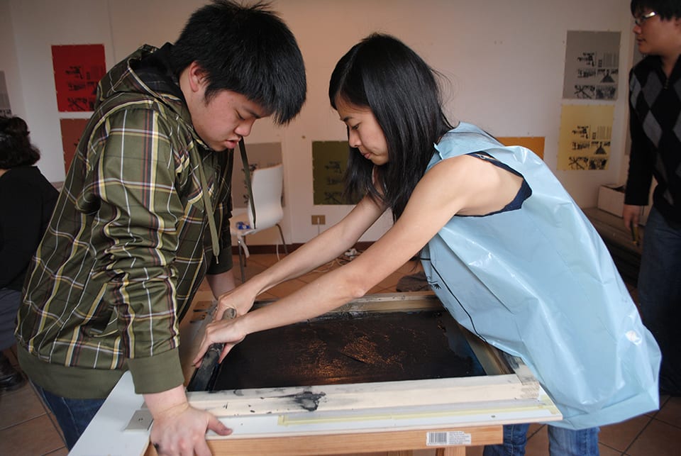 Students silkscreening