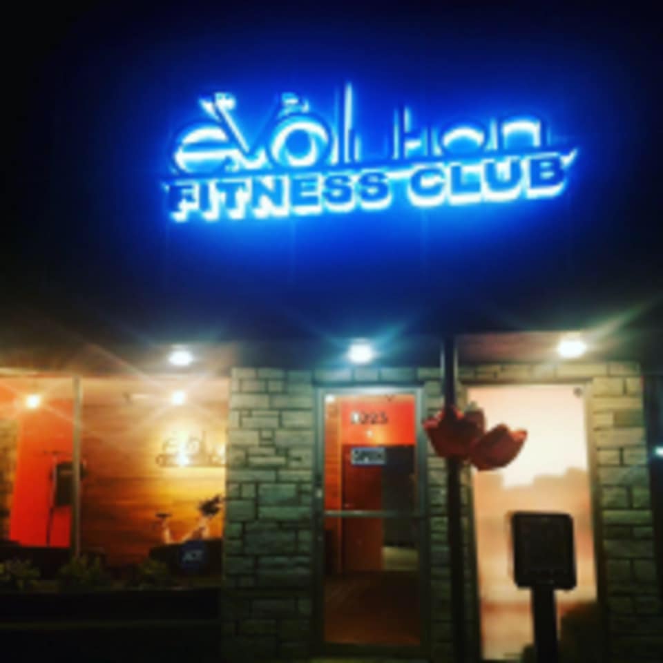 EVOlution Fitness Club logo