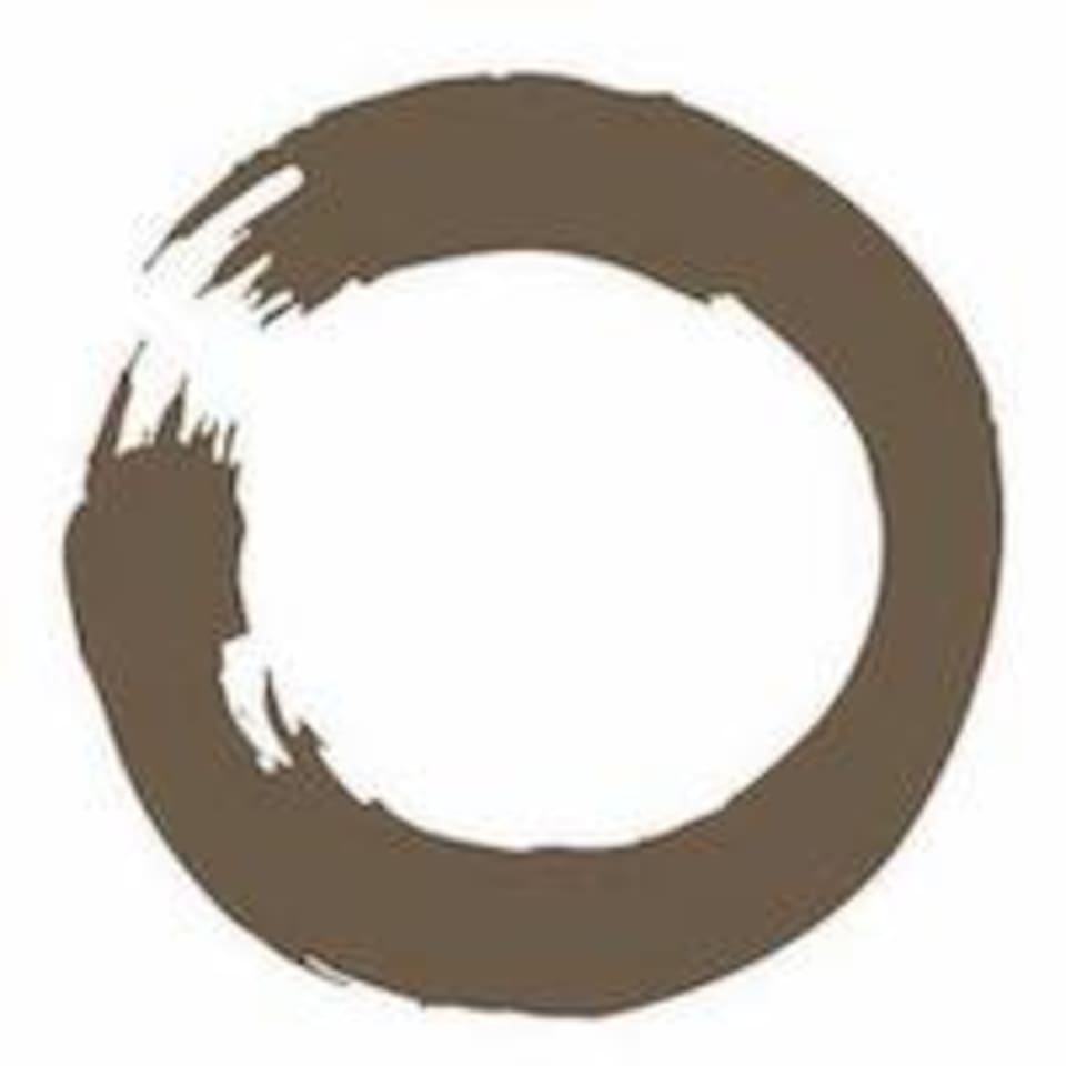 Omology Yoga logo