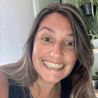 Profesor Maria Valdomir