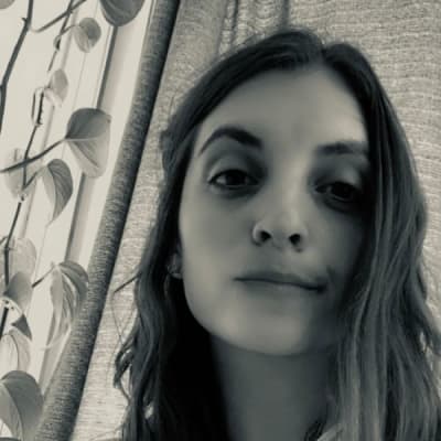 Profesor Romina Lucero