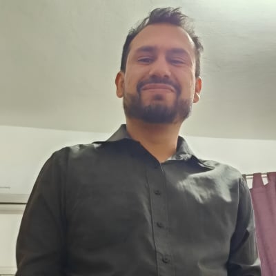 Profesor Adrián Canosa