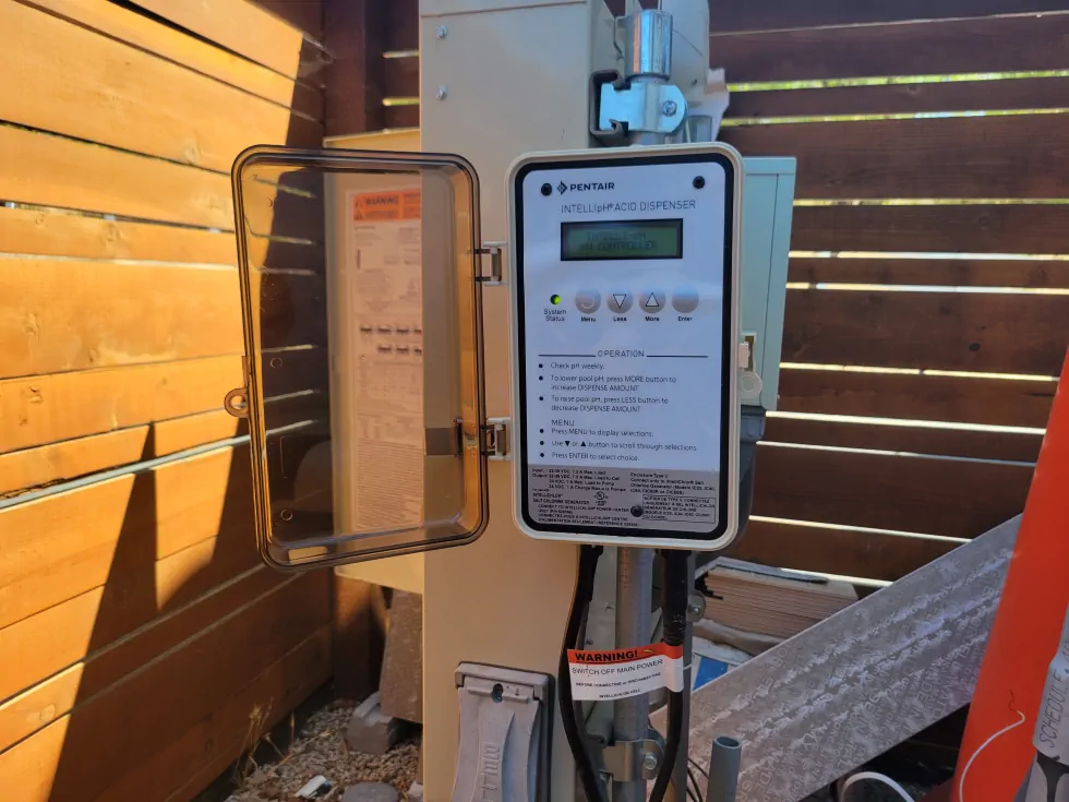 IntellipH Acid Dispenser