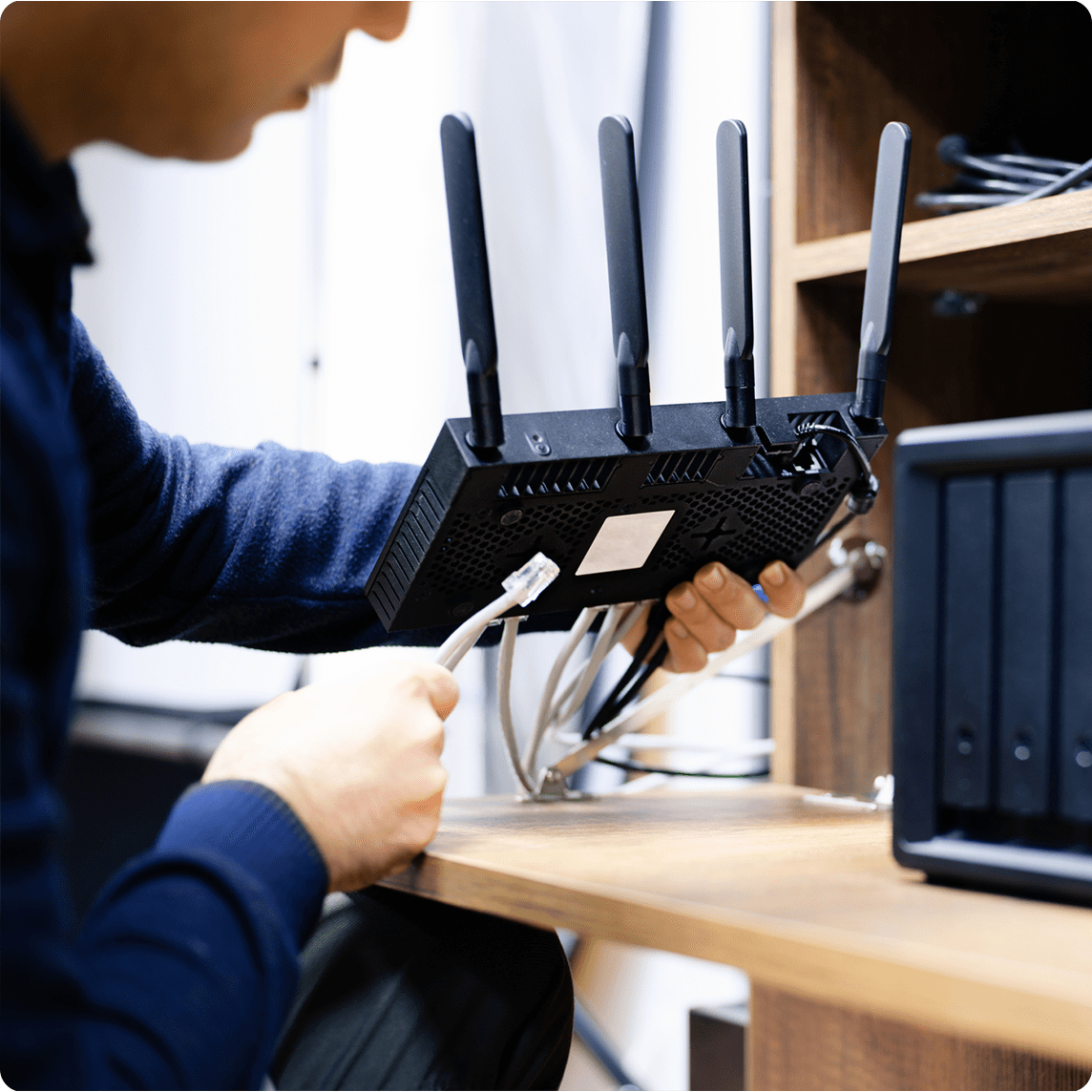 Man connecting router