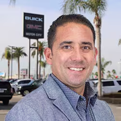 Oscar Salazar