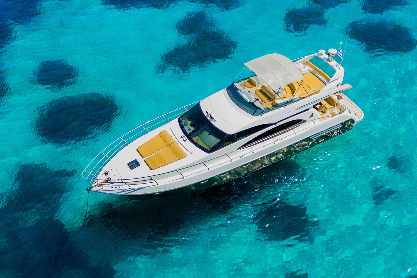 Mykonos to Antiparos Full-Day Yacht Charter