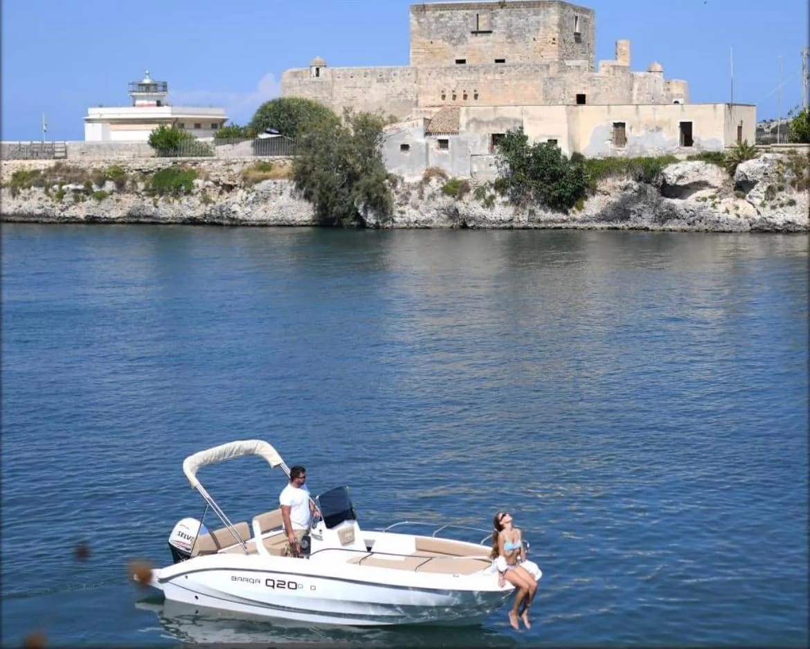 From Sorrento to the Amalfi Coast: Tour between Sea and Enchanted Villages