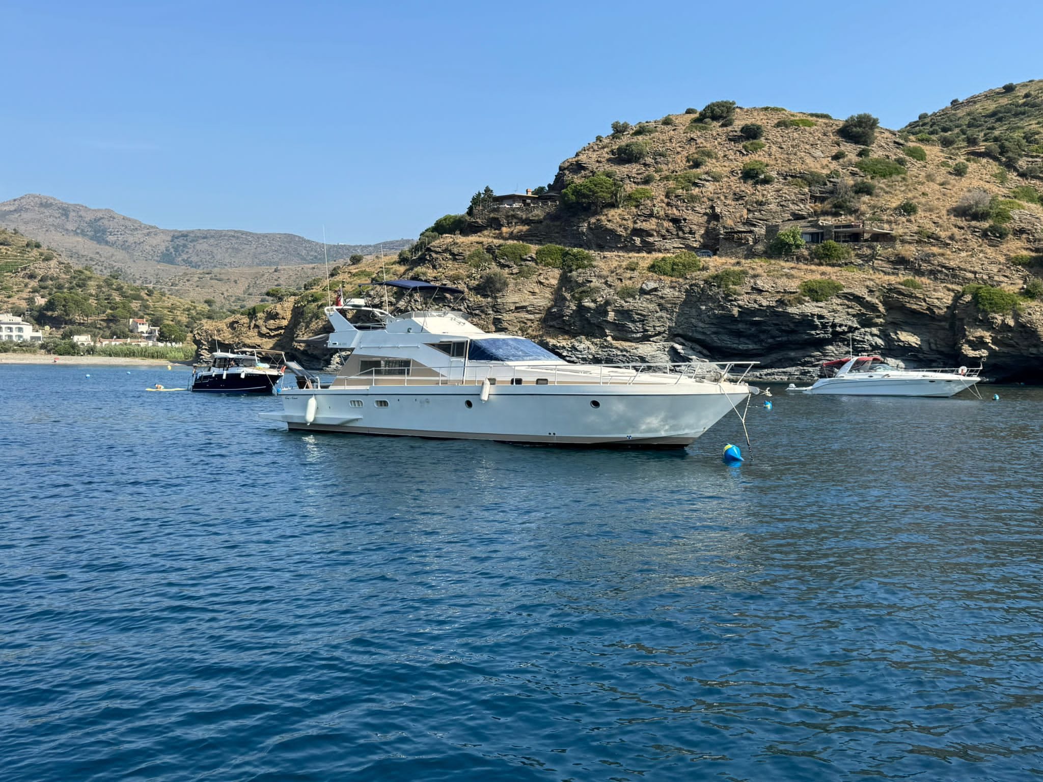 Sérénité en bord de mer : croisière d'une demi-journée sur la Costa Brava
