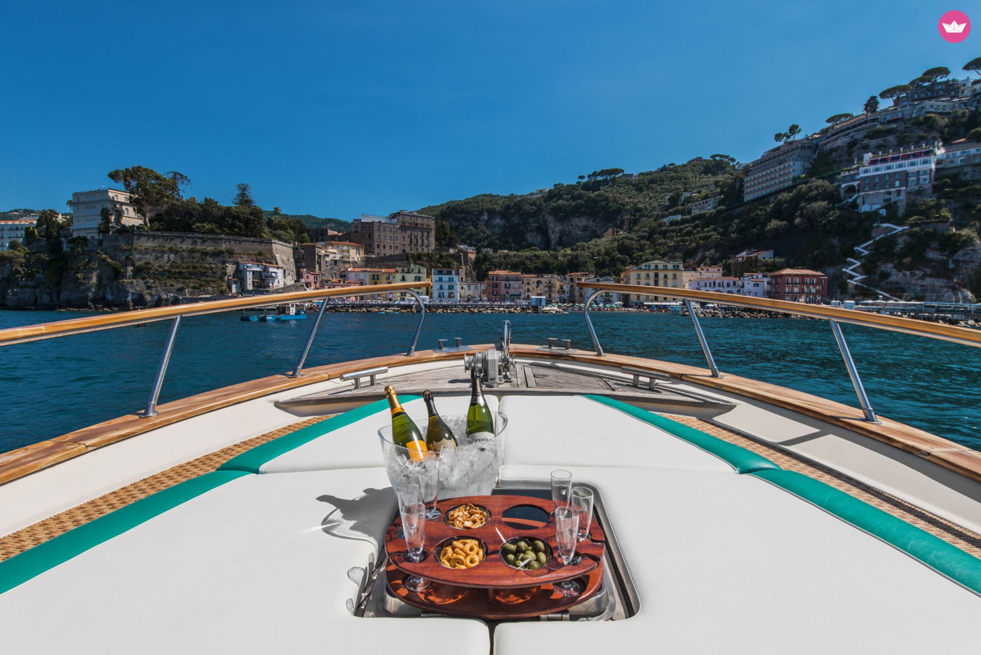 Experiencia en barco privado por la costa de Amalfi