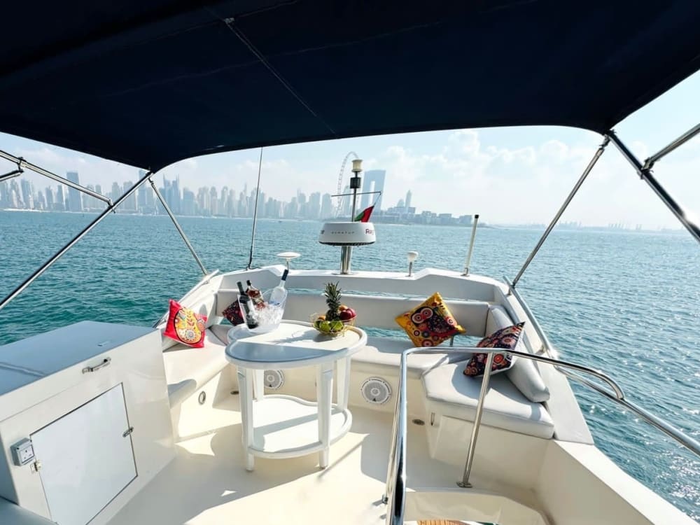 Essential Escape – Crociera base di 2 ore a Dubai