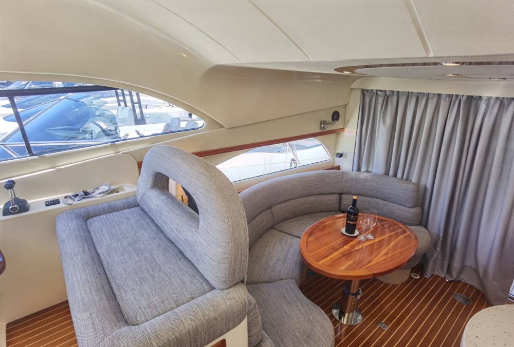 Dragonera Escape von R41 Flybridge