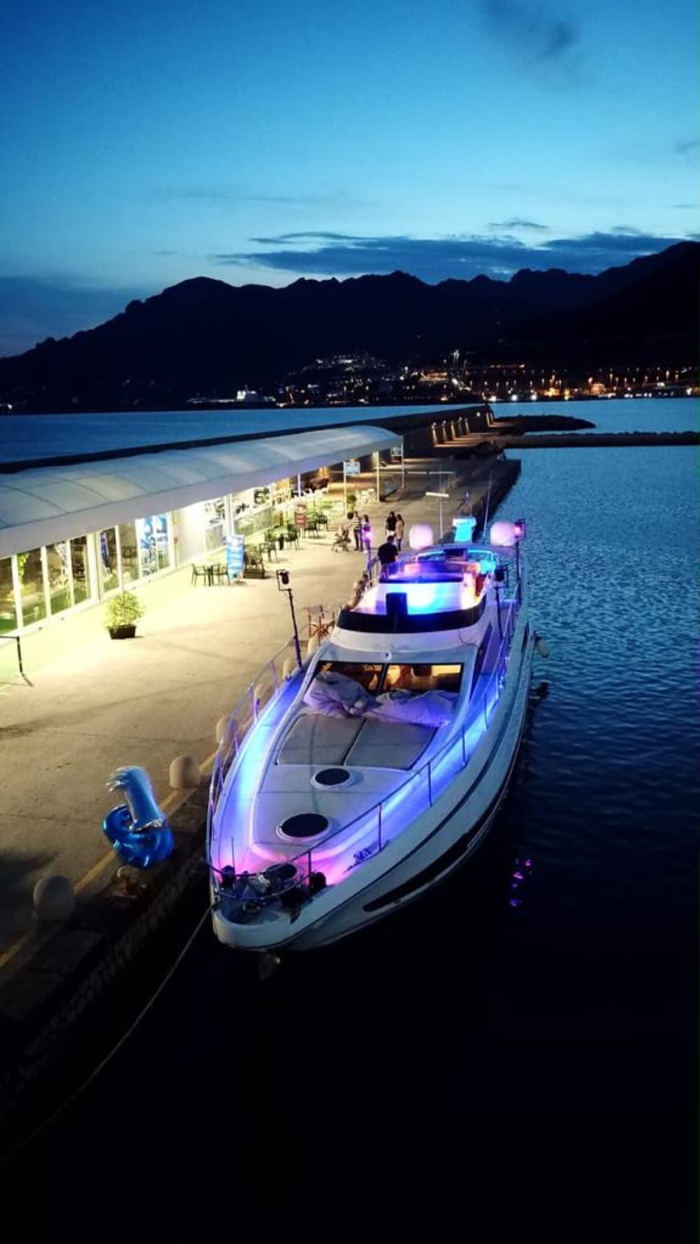 Private Party auf See – Event vor Anker in der Bucht von Salerno