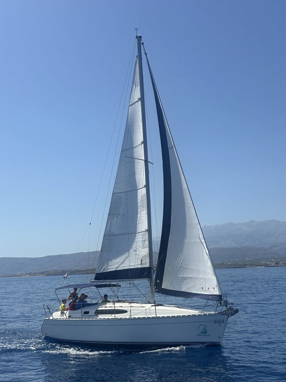 Day Sailing adventure with the boat "Avra"
From 
Chania venetian harbor
3 swimming stops
up to 4 people
