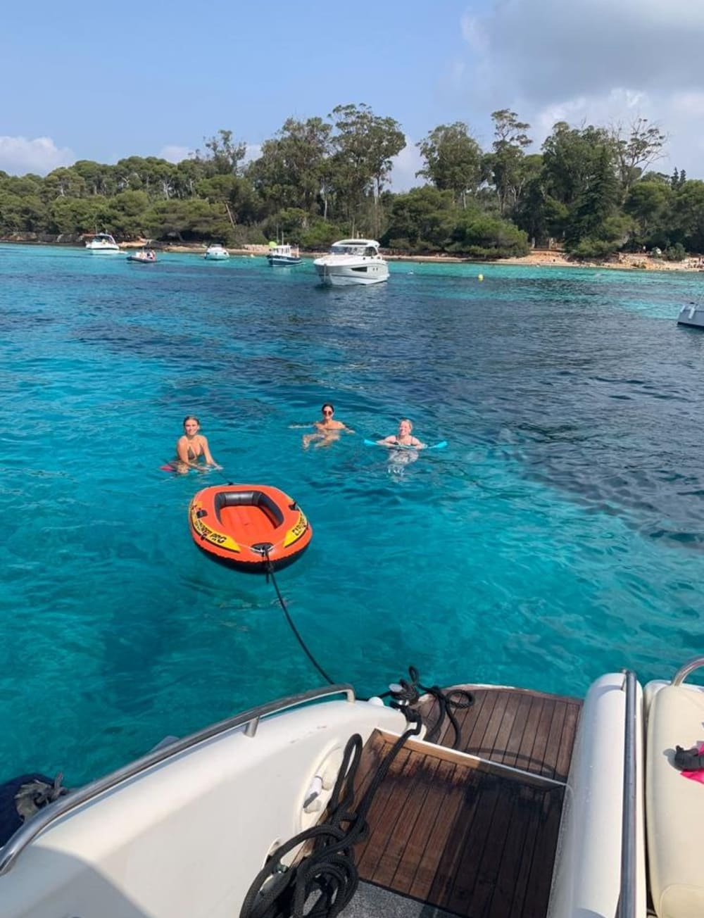 Exclusive day from Saint-Tropez to Pampelonne – turquoise sea and relaxation