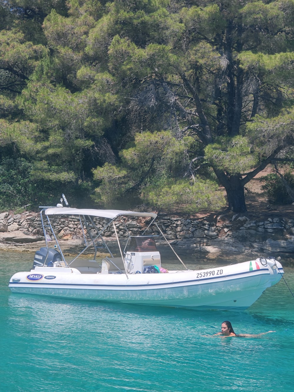Halbtägiger Inselausflug ab Zadar – Schnorcheln, Schwimmen und versteckte Buchten erkunden