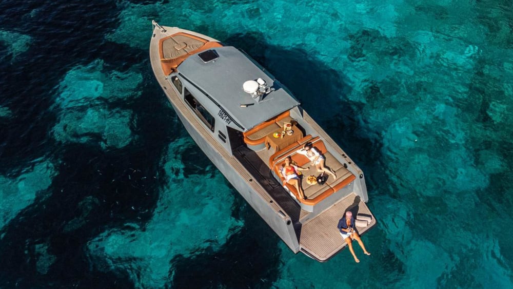 Hvar caché&nbsp;: évasion d'une journée en bateau privé