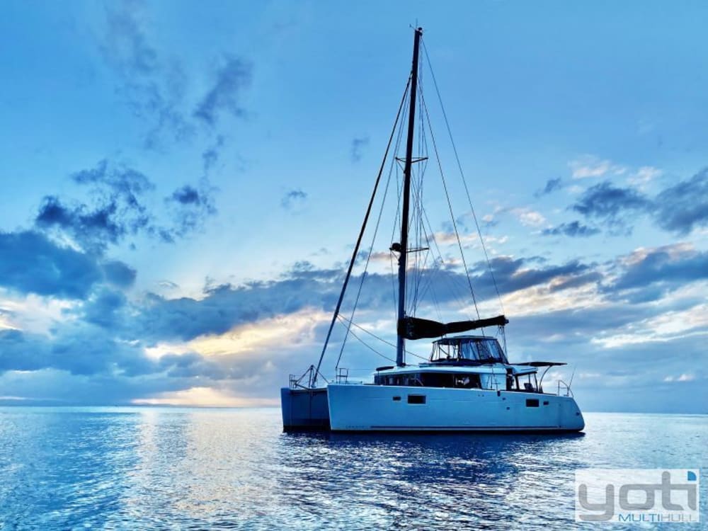 Half Day & Sunset Cruise – Discover Santorini by Sea aboard a Lagoon 450F