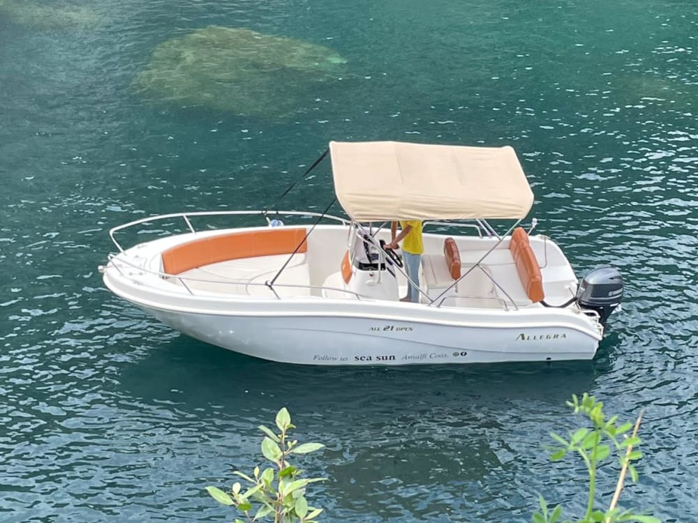 Capri & Nerano: Your Personalized Boat Adventure