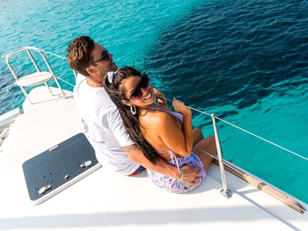 Golden Hour Memories: A Sunset Cruise & Photoshoot Experience