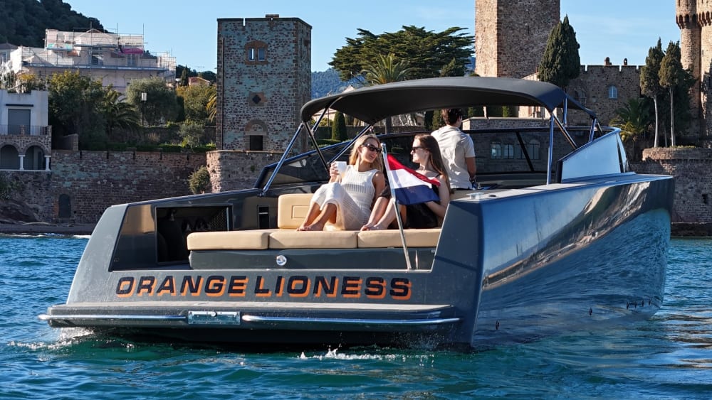 Crucero de prestigio de Cannes a Mónaco: Niza, Villefranche y Cap Ferrat a bordo de un VanDutch 40