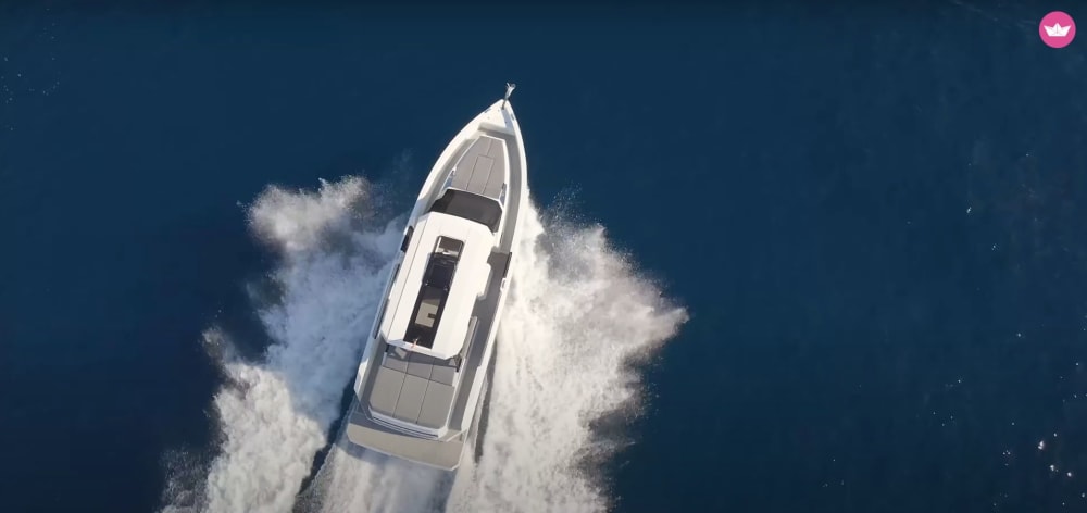 Miti e Baie: Crociera di un giorno intero da Taormina ad Acitrezza