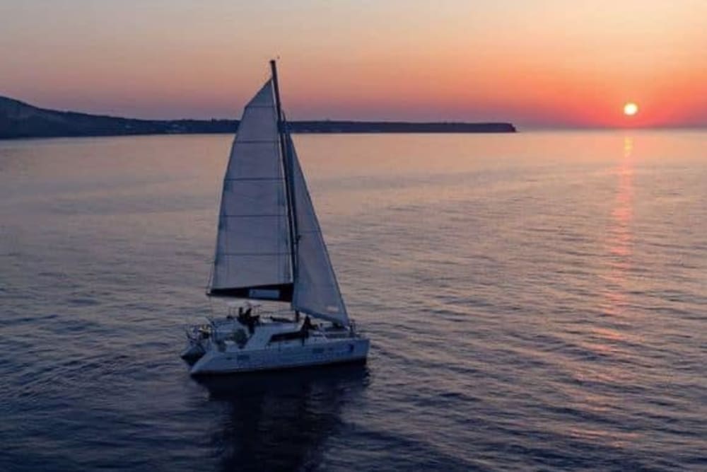 Romantic Golden Hour Catamaran Tour Around Mykonos