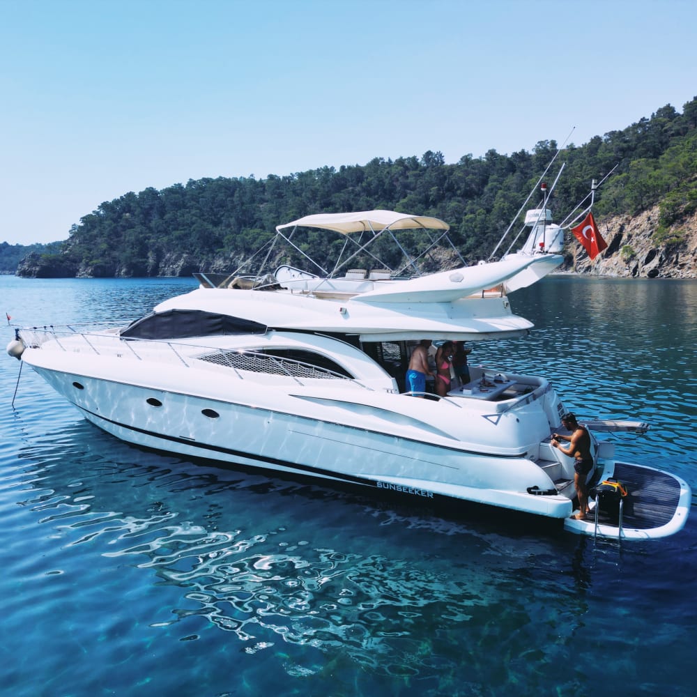 Coastal Wonders of Kemer: A Full-Day Journey Through Bays & Ruins (Kemer - Olimpos - Porto Ceneviz - Cleopatra)