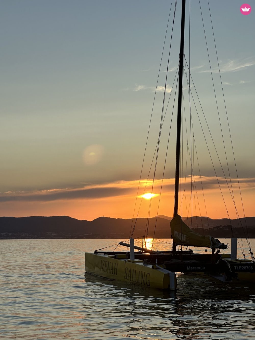 Coucher de Soleil sur l’eau – Échappée douce en catamaran (2h30)