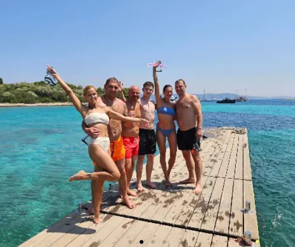 Fuga esclusiva: avventura privata di mezza giornata alla Laguna Blu