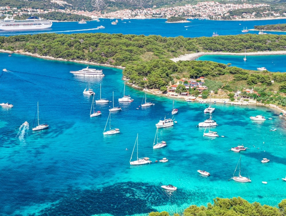 Red Rocks & Pakleni Islands Tour