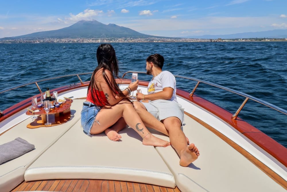 Excursión de día completo a Capri en Gozzo