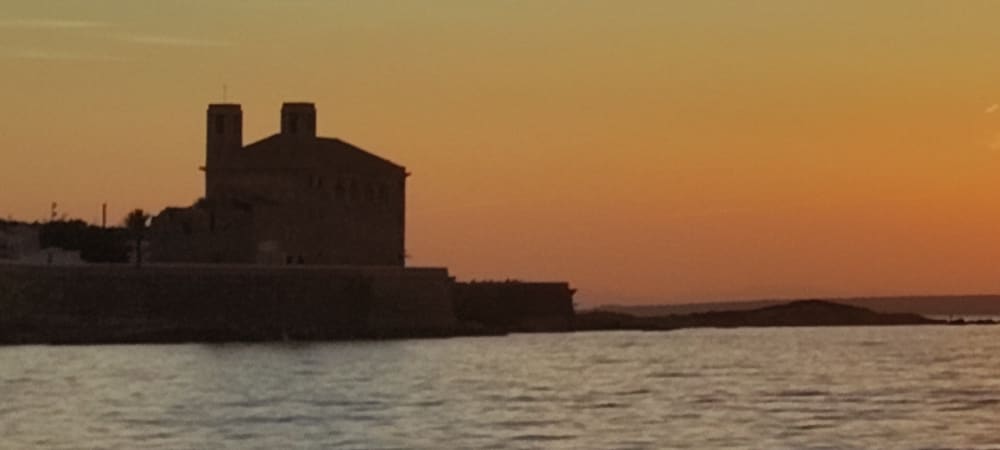 Smiling (4h). Sunset over Alicante Bay
