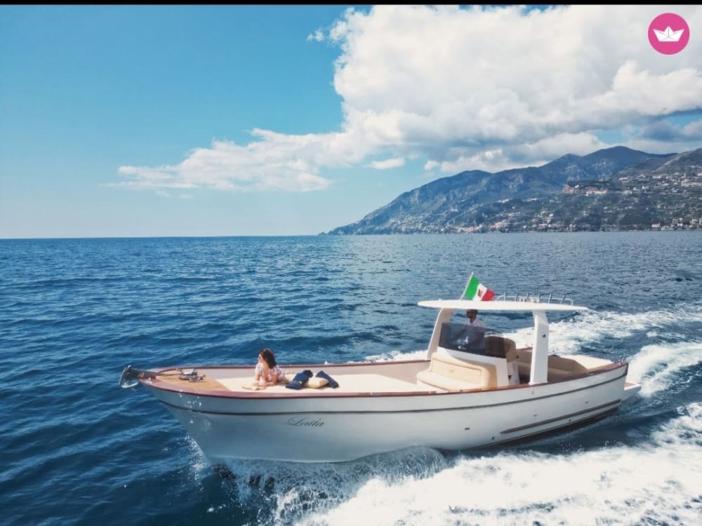 Sunset Cruise Along the Amalfi Coast – A Golden Hour Escape by Sea