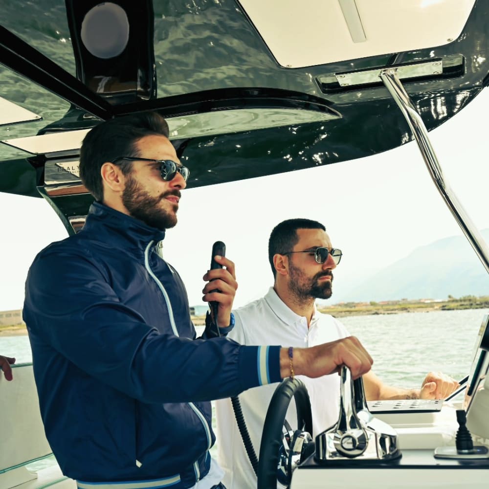 Le meraviglie di Amalfi e Capri: una crociera panoramica da Sorrento a Positano e Capri