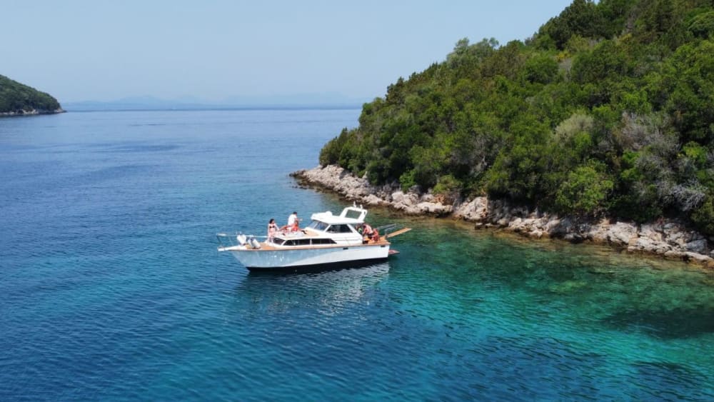 Paxos Lakka - Cave, Sun & Sea Vip Cruises